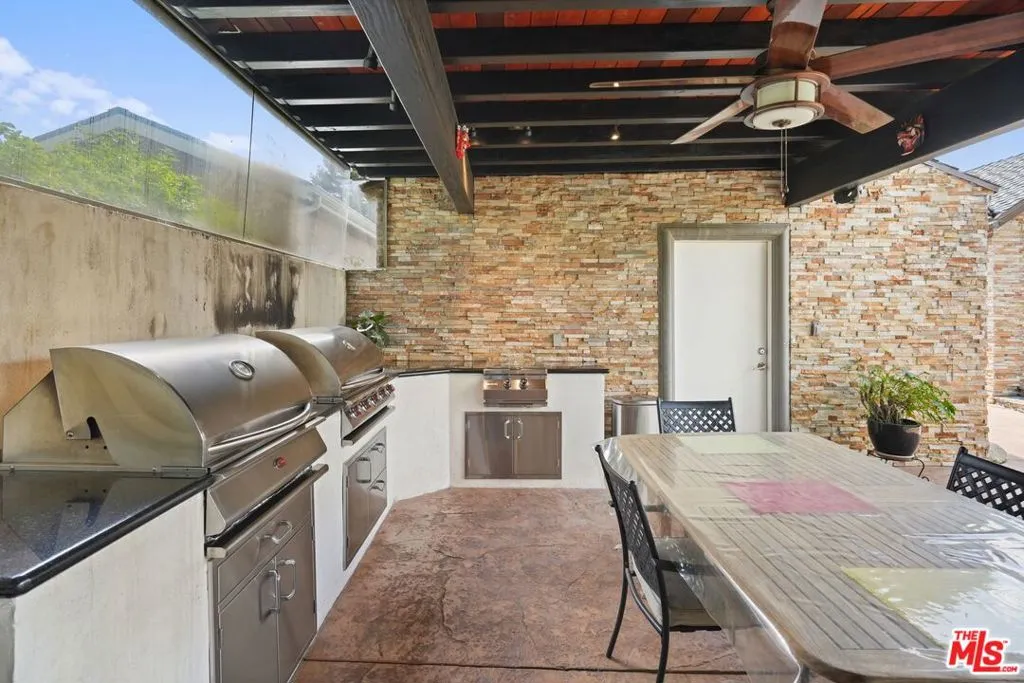 5324 Irvine Avenue, North Hollywood, California 91601 home-pic-42